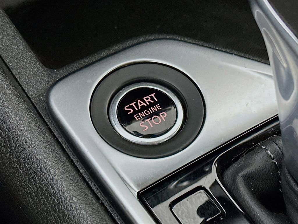 Certified 2025 Nissan Sentra SV image 20