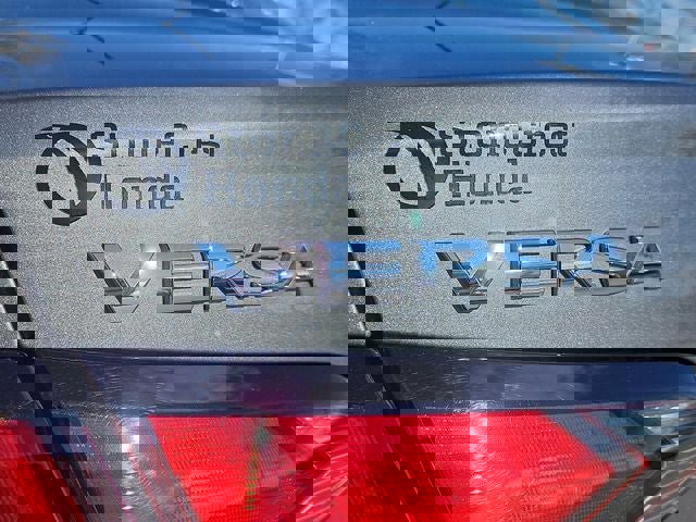 Used 2025 Nissan Versa S image 39