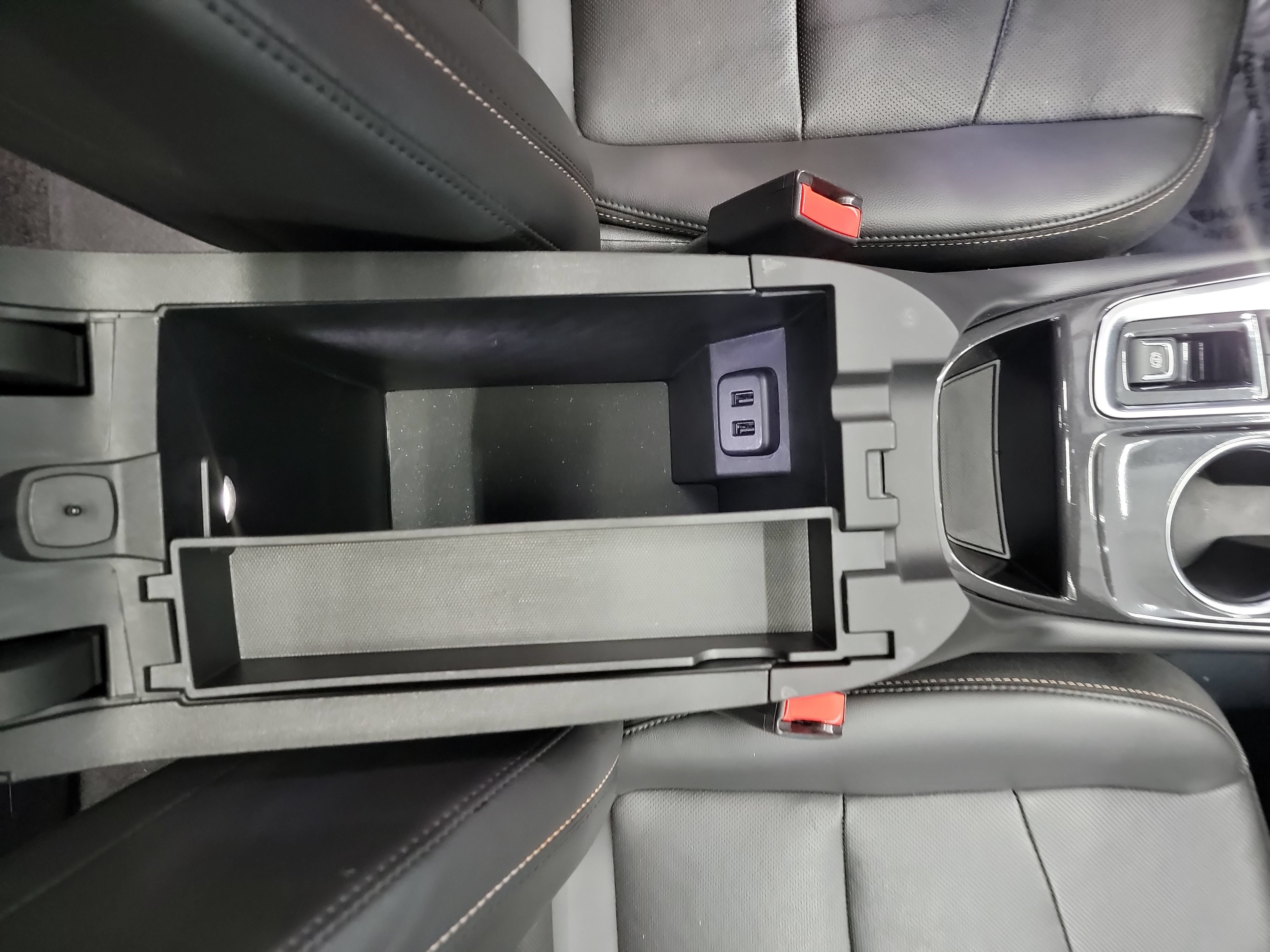 Used 2022 Chevrolet Equinox Premier FWD image 29