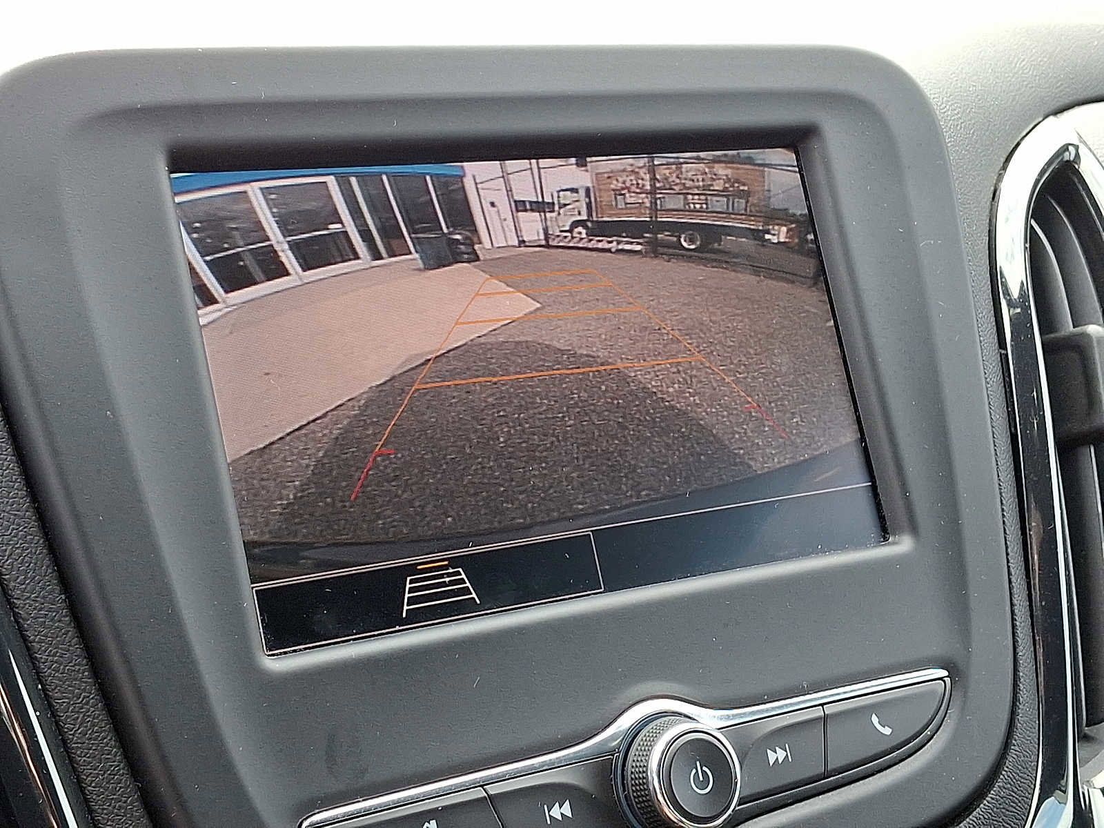 Used 2023 Chevrolet Equinox RS w/ LPO, Floor Liner Package image 18