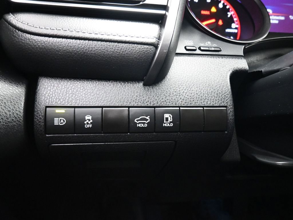 Used 2023 Toyota Camry XSE w/ Navigation Package image 27