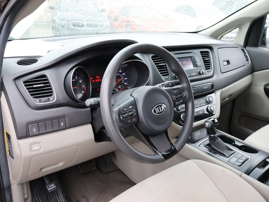 Used 2015 Kia Sedona LX w/ LX Convenience Package FWD image 20
