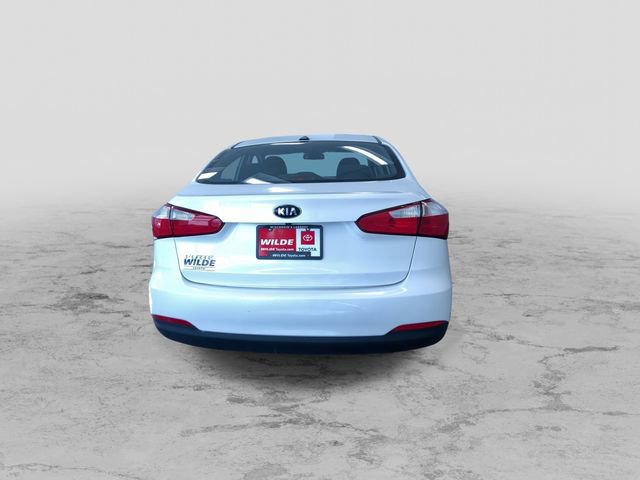 Used 2016 Kia Forte LX w/ LX Popular Plus Package image 9