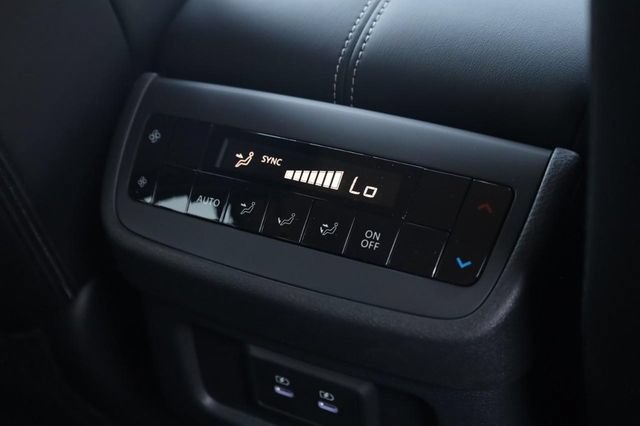 New 2026 Nissan Pathfinder SL AWD/4WD image 23