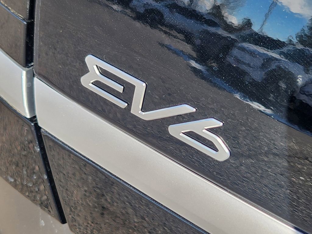 New 2025 Kia EV6 Light w/ Light LR Technology Package image 12