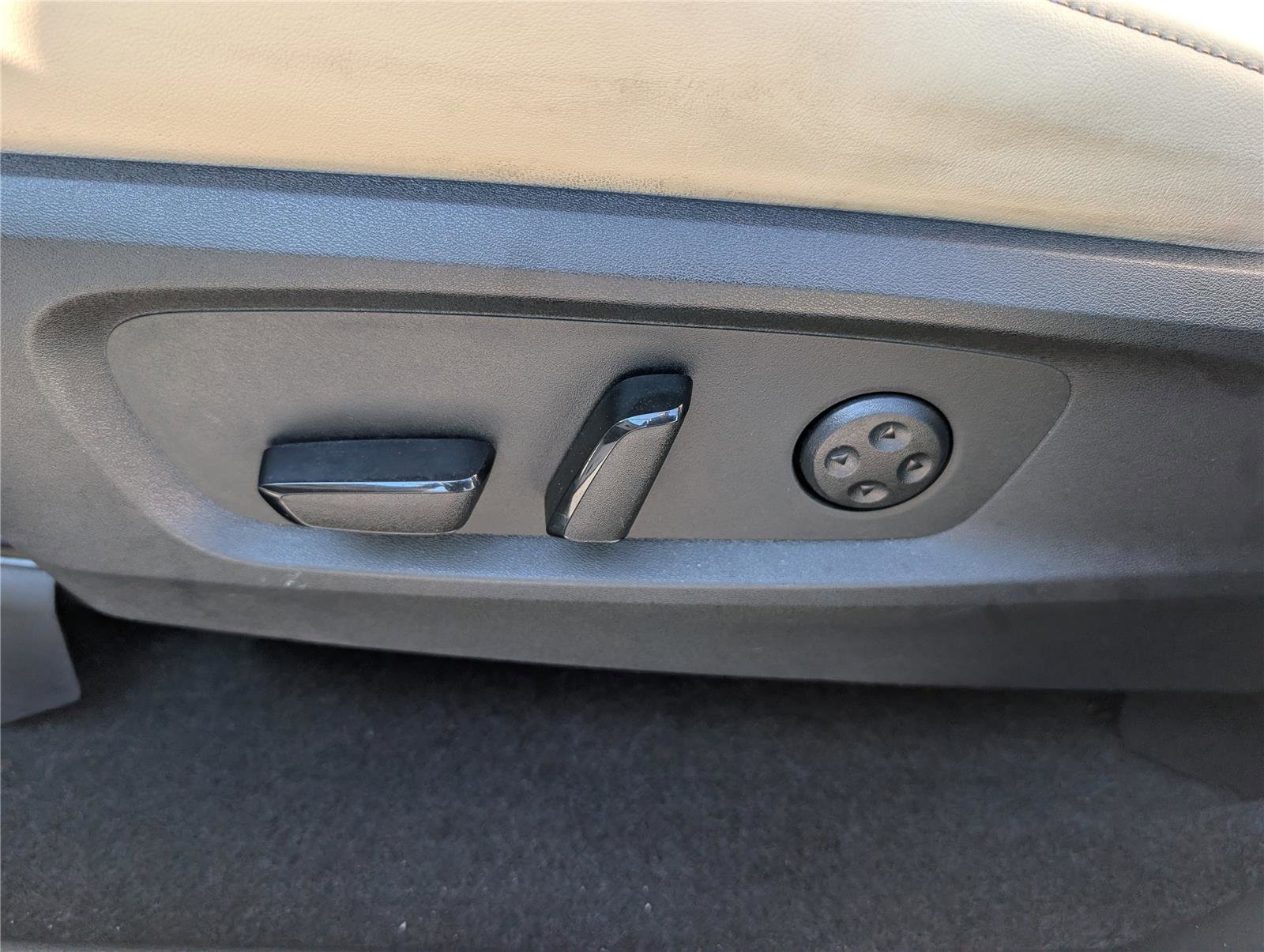 Used 2023 INFINITI QX60 Luxe w/ Cargo Package image 24