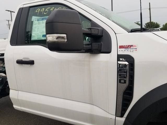New 2026 Ford F550 2WD Regular Cab Super Duty w/ Snow Plow Prep Package image 3