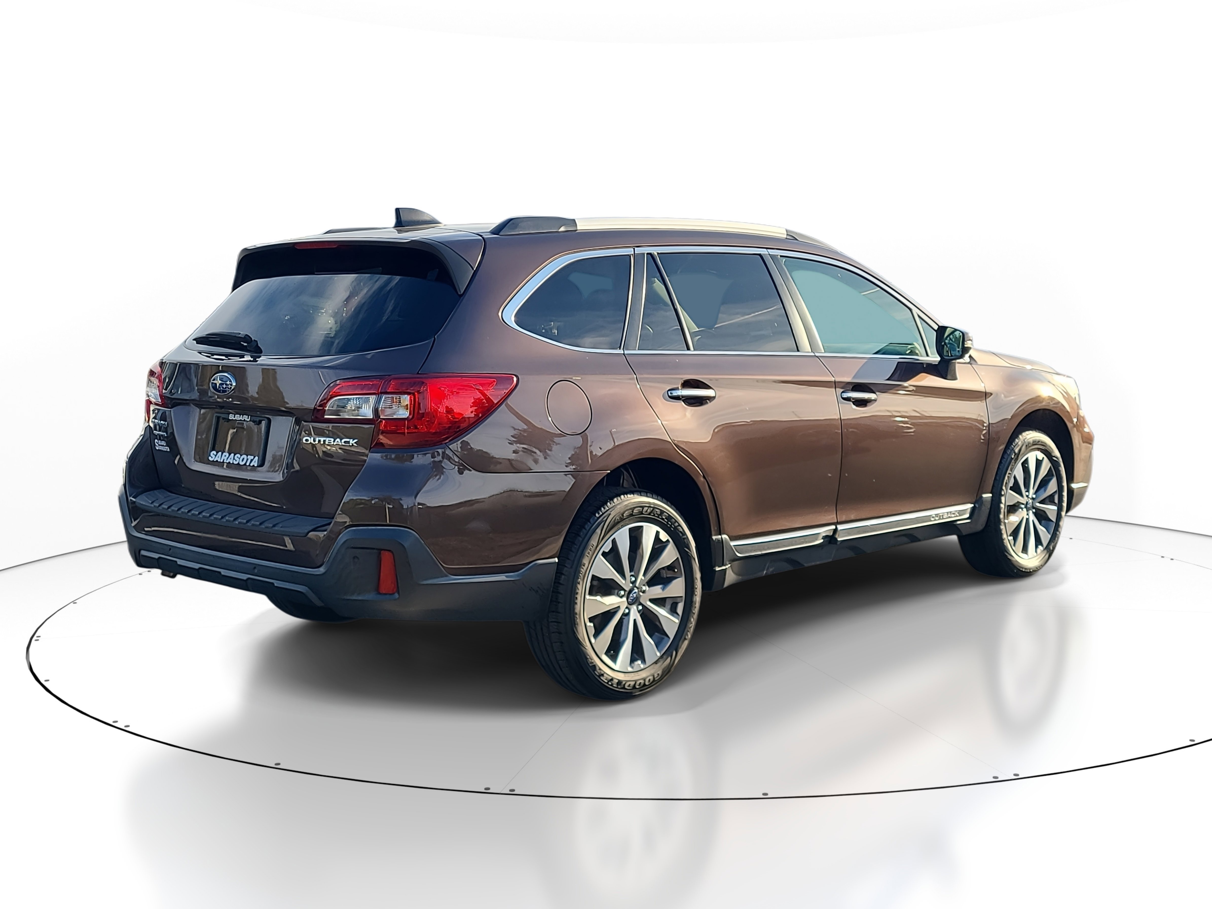 Used 2019 Subaru Outback 2.5i Touring image 6