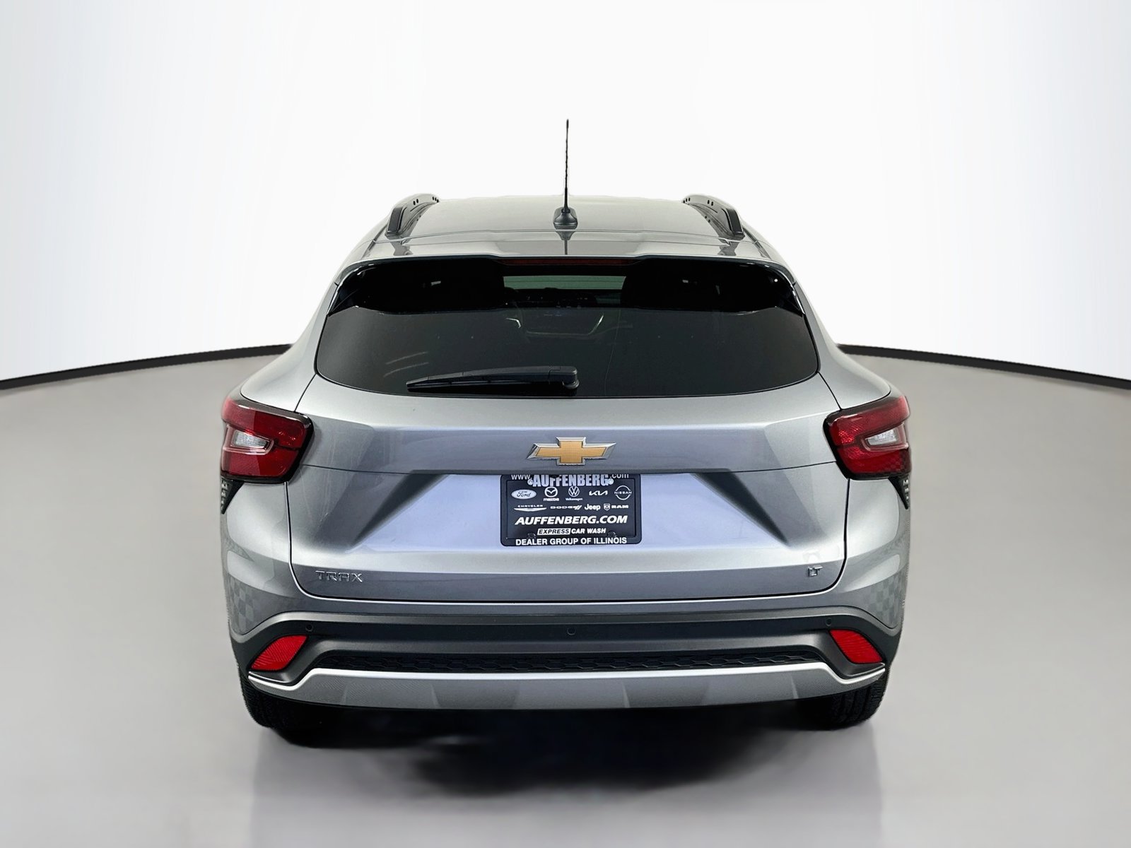 Used 2025 Chevrolet Trax LT w/ Driver Confidence Package FWD image 6