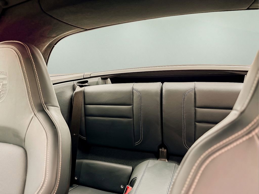 Used 2024 Porsche 911 Targa 4 w/ Premium Package image 33