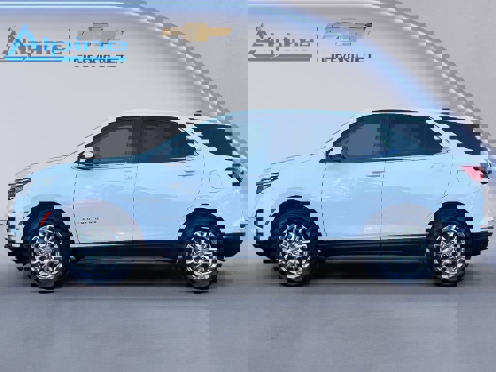 Used 2024 Chevrolet Equinox LT image 2
