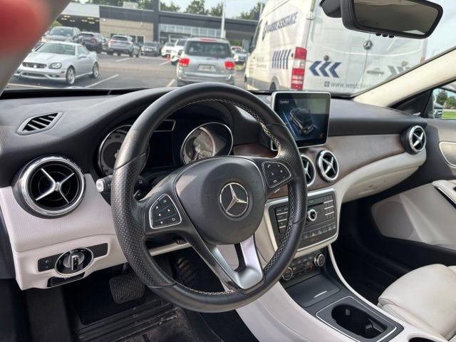 Used 2016 Mercedes-Benz GLA 250 4MATIC image 10