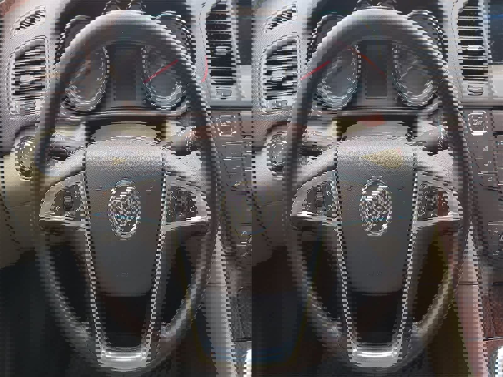 Used 2013 Buick Regal Premium image 22