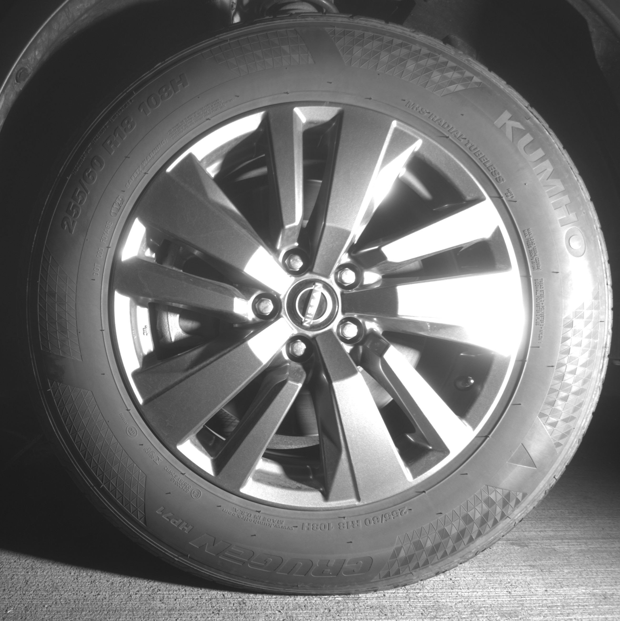 Used 2025 Nissan Pathfinder SV image 12