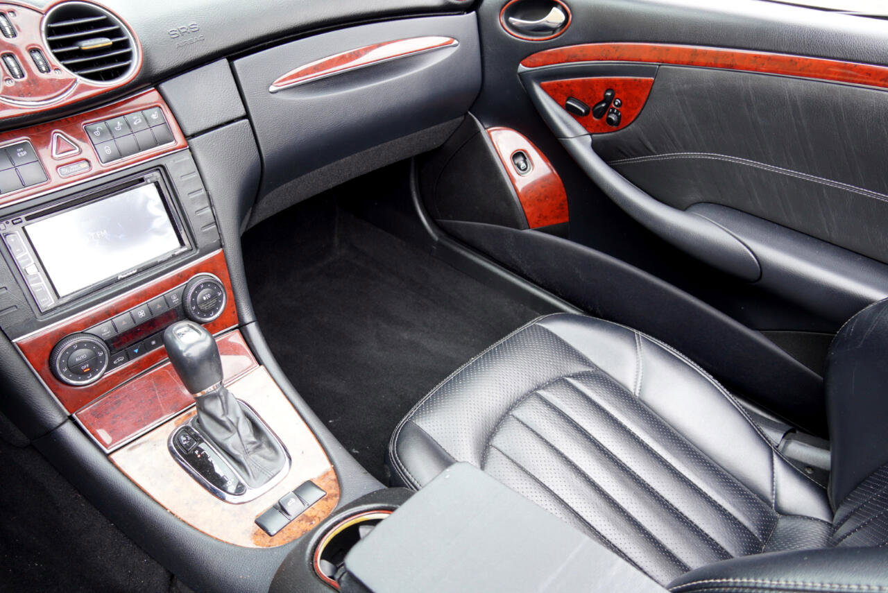 Used 2006 Mercedes-Benz CLK 55 AMG Cabriolet image 18