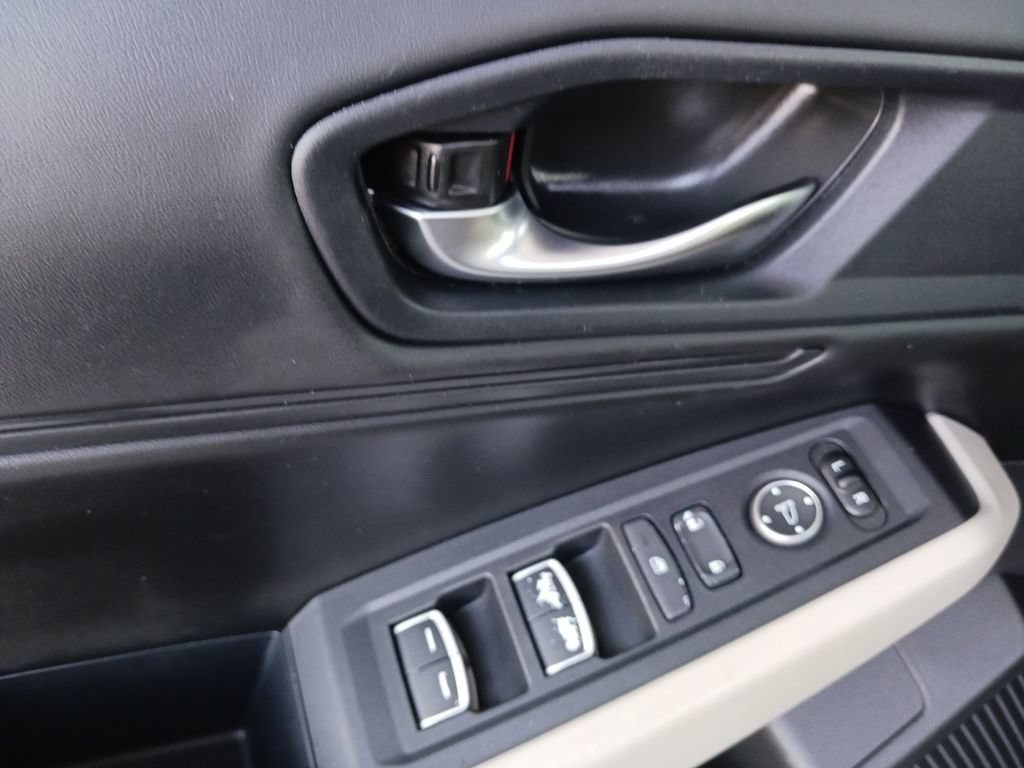 Used 2023 Honda Accord EX image 29