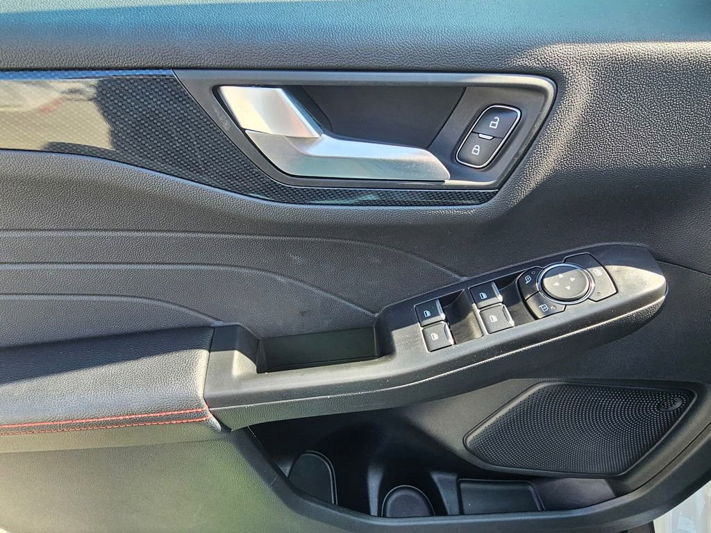 Used 2024 Ford Escape ST-Line FWD image 17
