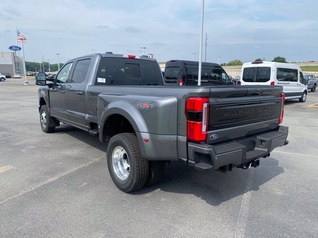 New 2026 Ford F350 Platinum AWD/4WD image 5