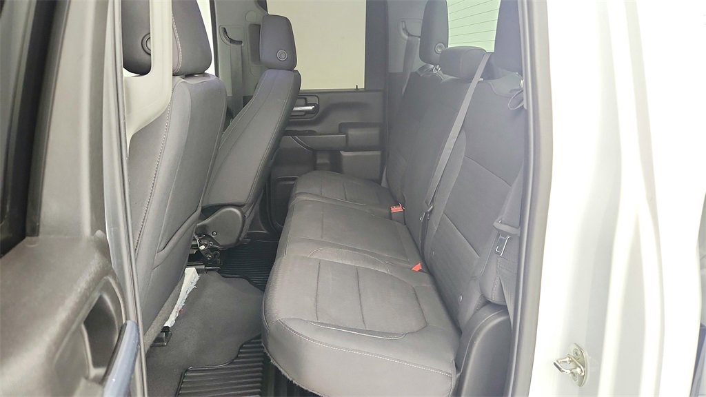 Used 2022 Chevrolet Silverado 2500 LT w/ Convenience Package image 26