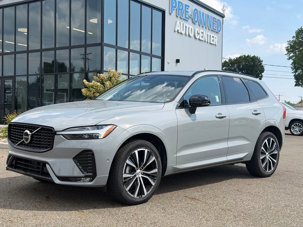 Used 2024 Volvo XC60 B5 Plus w/ Climate Package AWD/4WD image 1