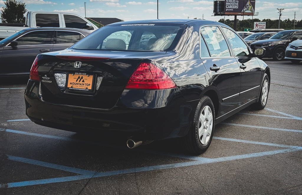 Used 2007 Honda Accord LX image 24