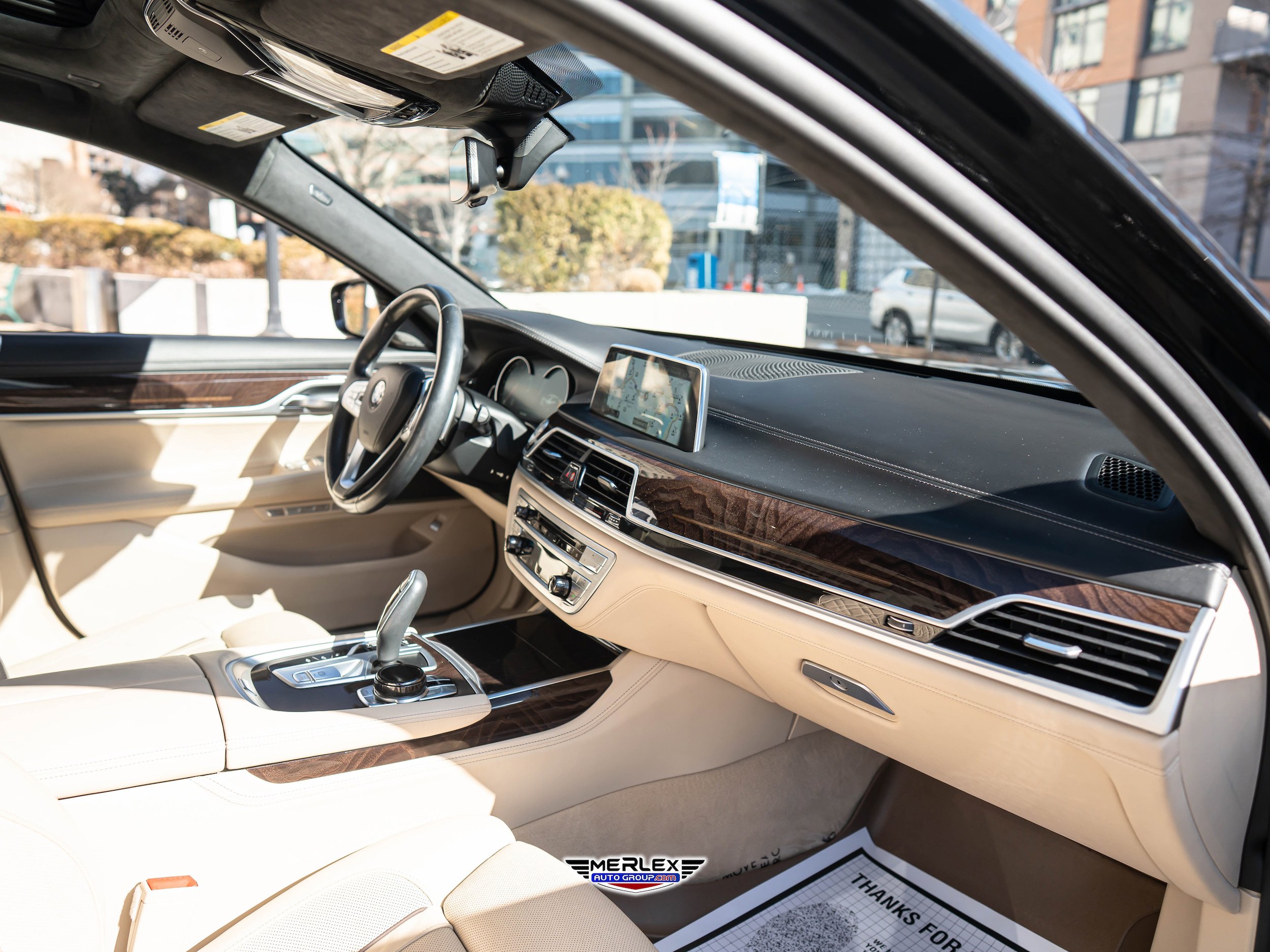 Used 2017 BMW 750i RWD image 15