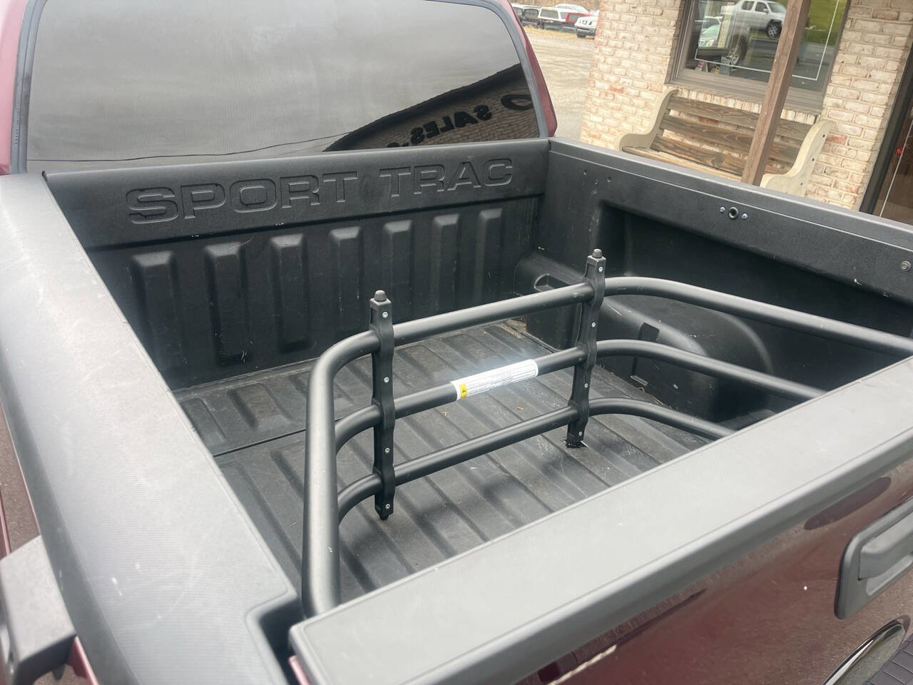 Used 2007 Ford Explorer Sport Trac Limited image 10