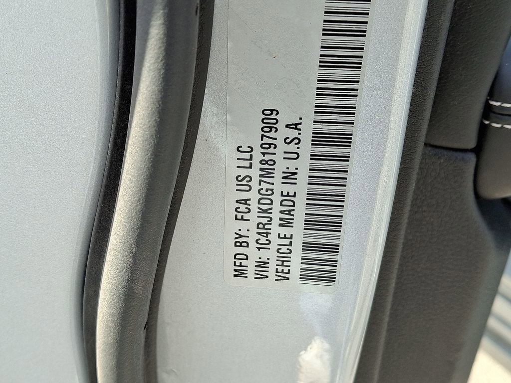 Used 2021 Jeep Grand Cherokee L Overland w/ Advanced Protech Group III image 31