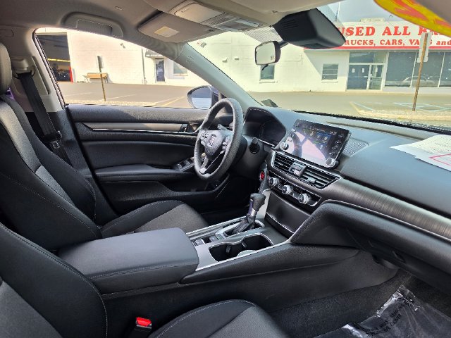 Used 2022 Honda Accord LX image 11