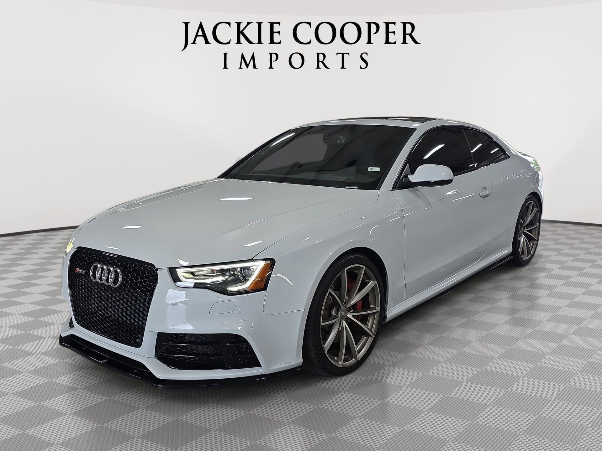 Used 2015 Audi RS 5 Coupe image 1