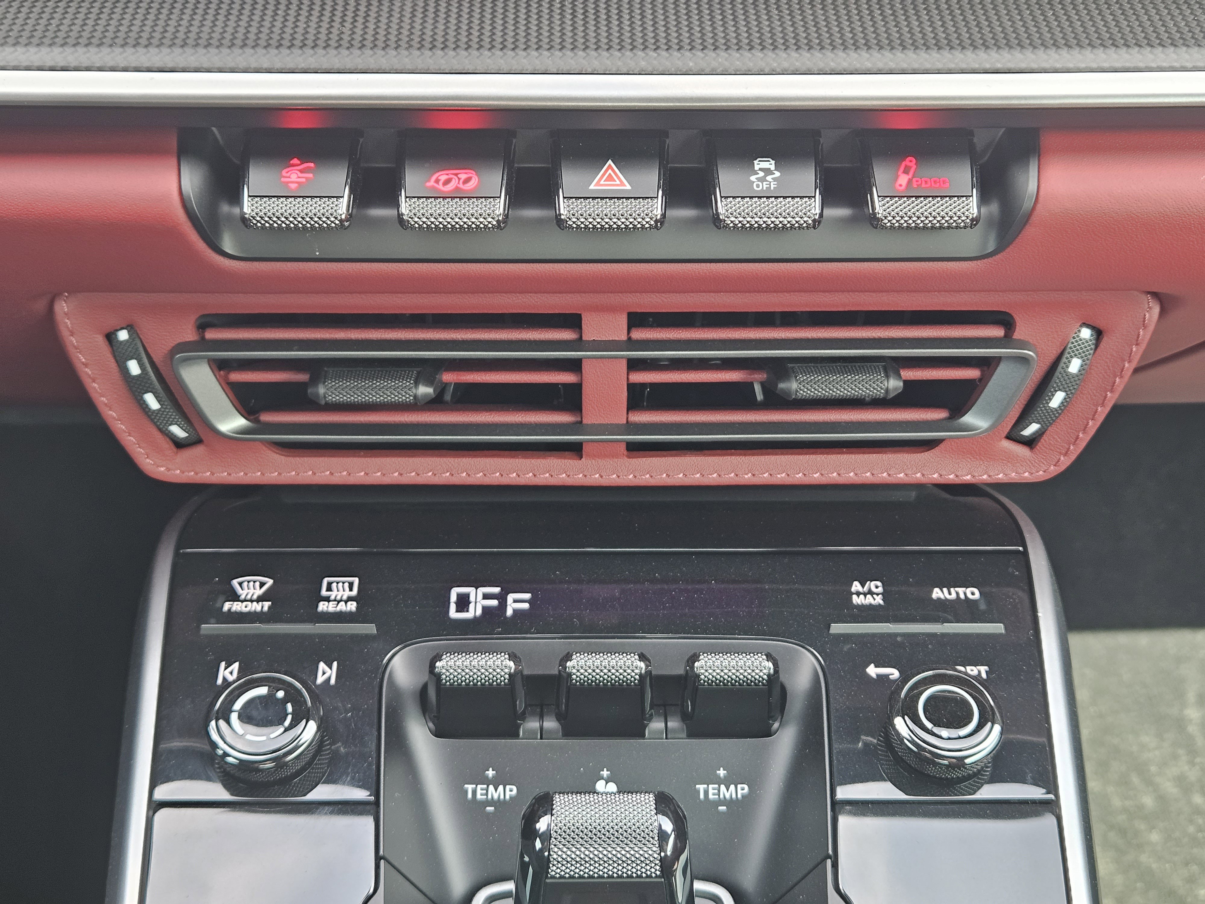 Certified 2025 Porsche 911 Turbo S image 20