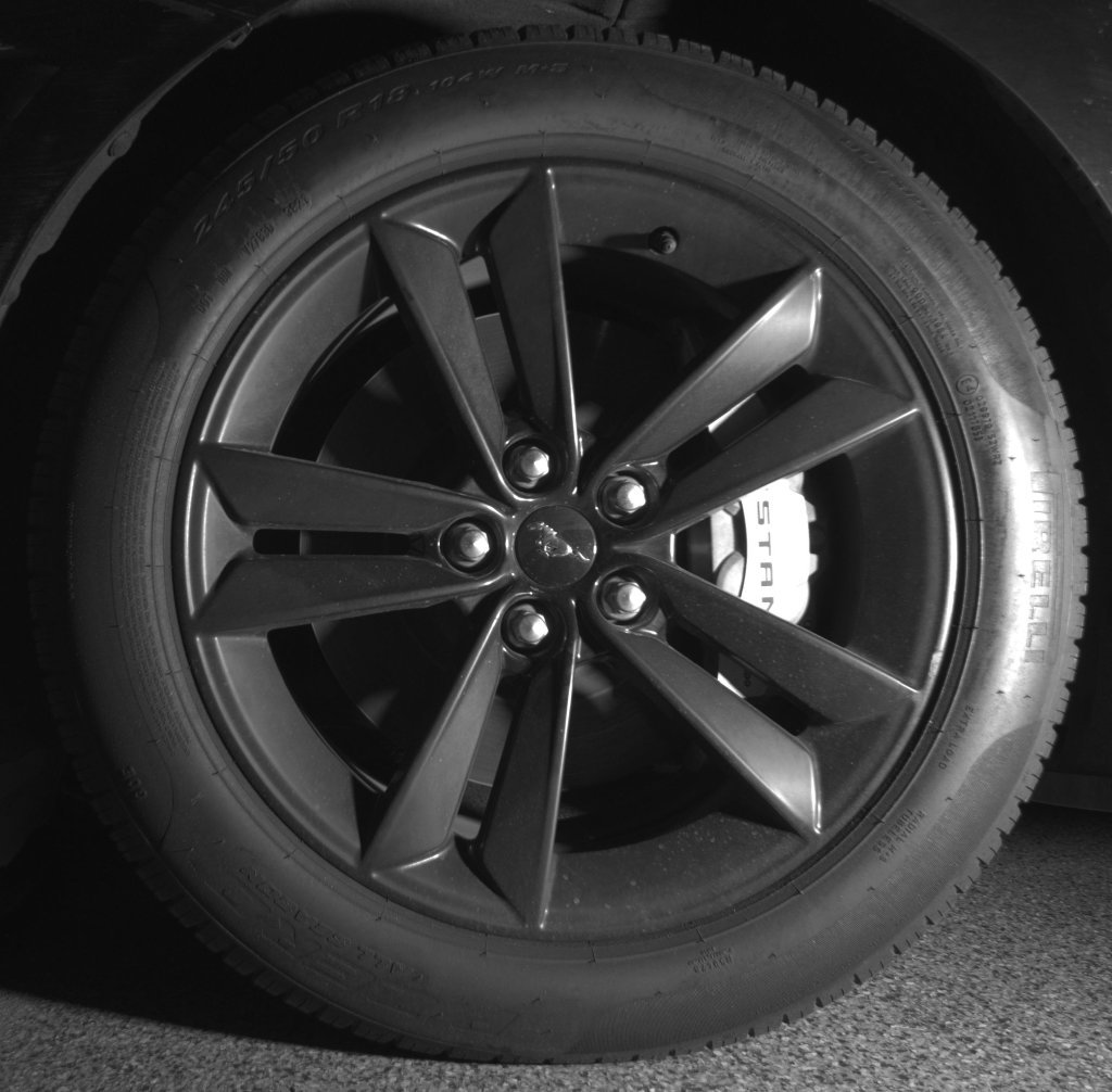 Used 2024 Ford Mustang GT RWD image 13