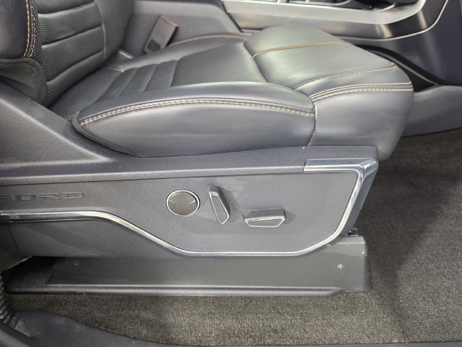 Used 2022 Ford F150 Platinum w/ Equipment Group 701A High AWD/4WD image 36
