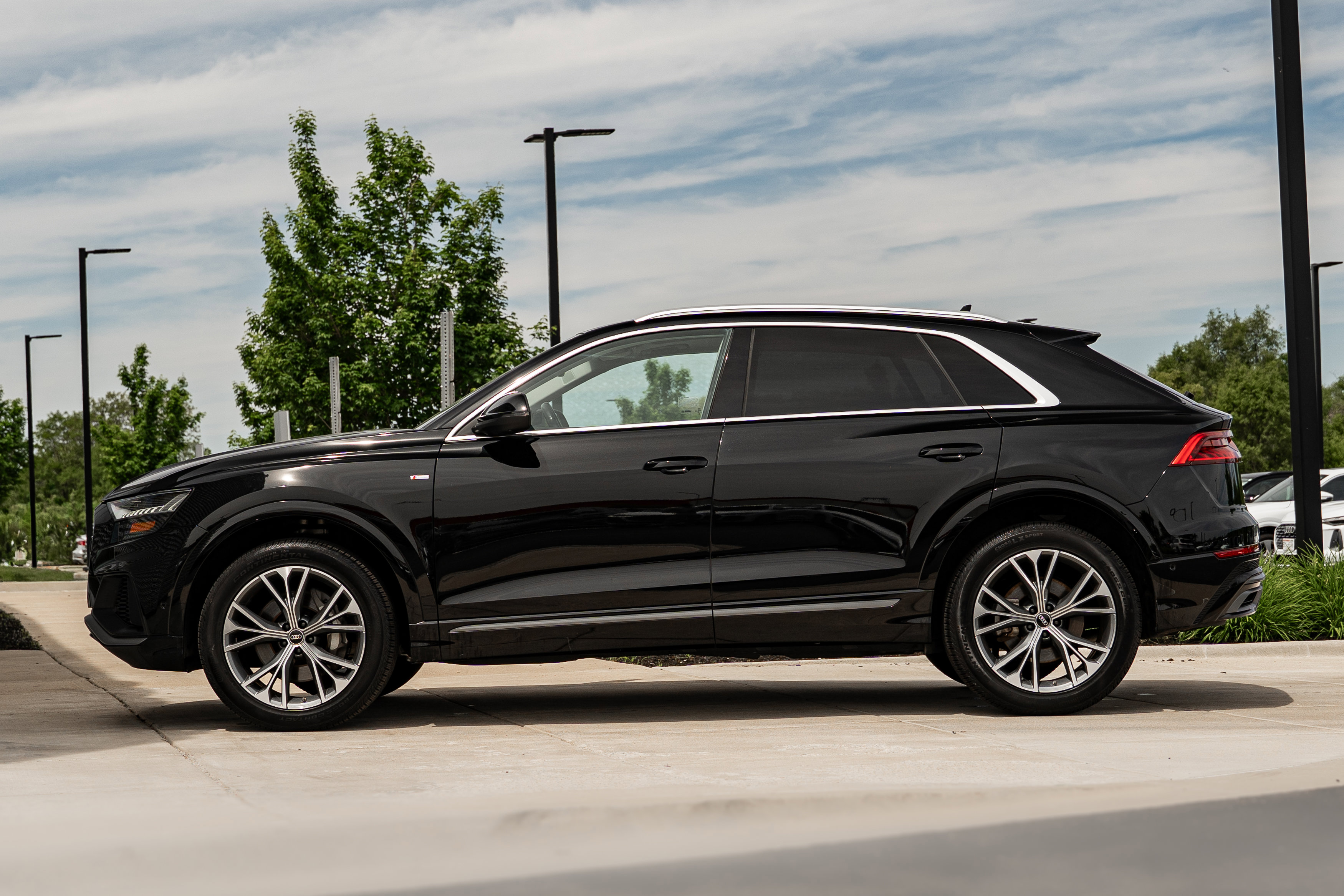 Certified 2023 Audi Q8 Premium Plus AWD/4WD image 6