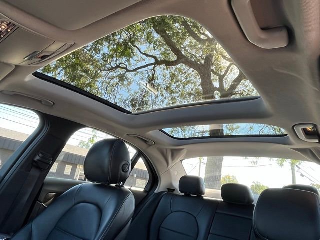 Used 2017 Mercedes-Benz C 300 4MATIC Sedan image 19