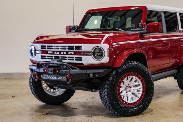 Used 2025 Ford Bronco Heritage Edition AWD/4WD image 18
