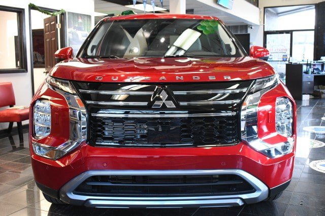New 2026 Mitsubishi Outlander SE AWD/4WD image 2