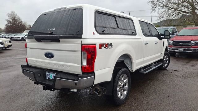 Used 2019 Ford F250 Lariat w/ Chrome Package image 5