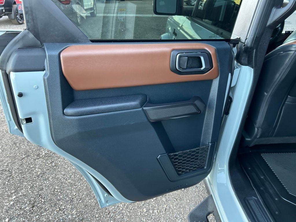 Used 2024 Ford Bronco Outer Banks AWD/4WD image 36