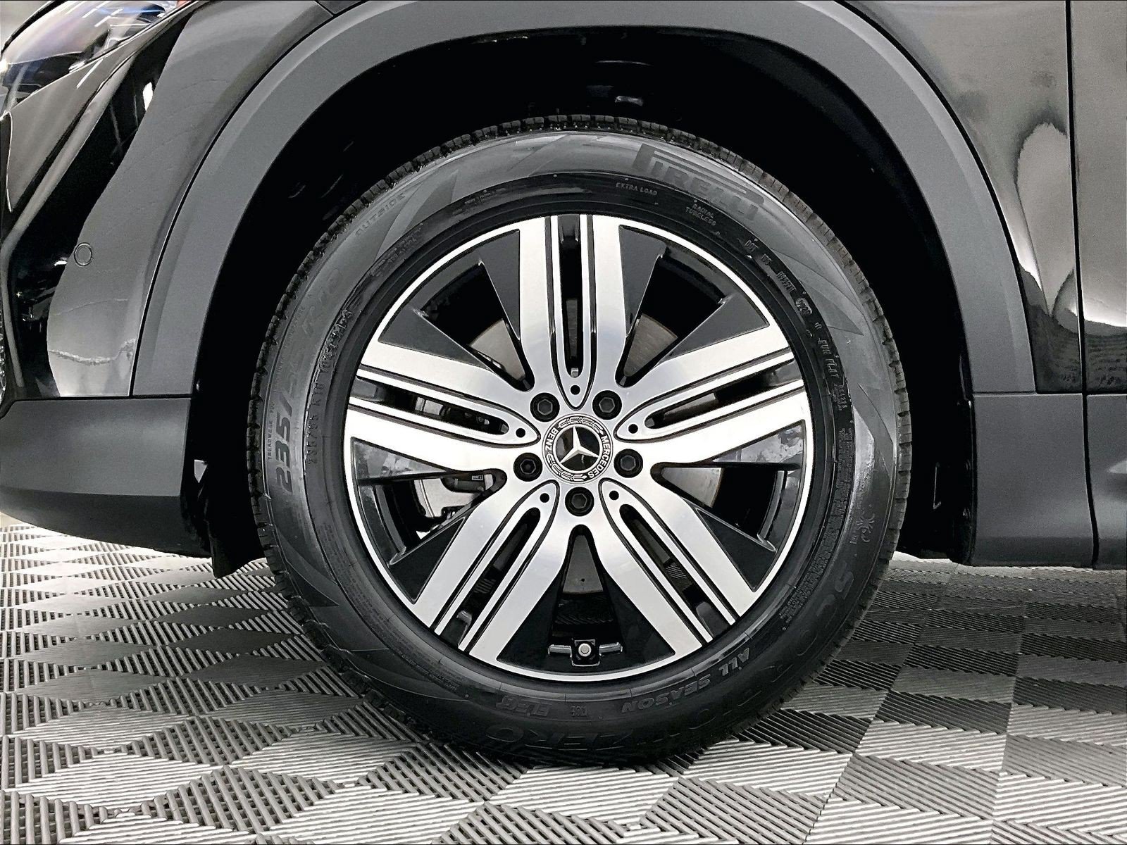 Certified 2024 Mercedes-Benz EQB 250+ image 8