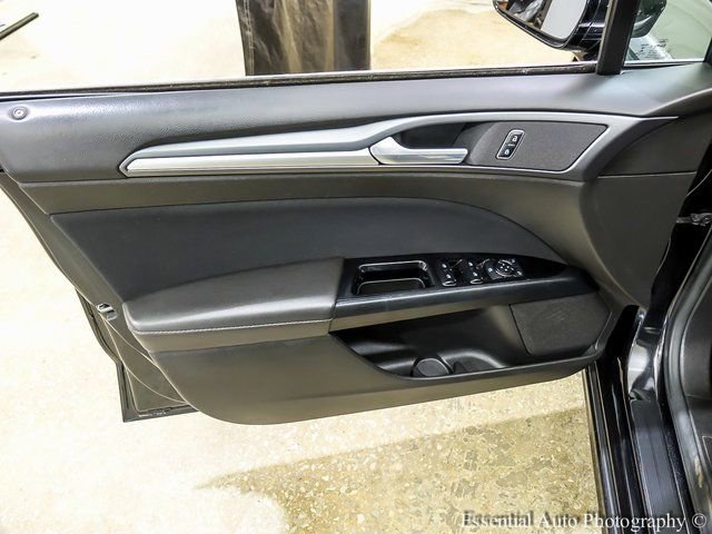 Used 2014 Ford Fusion SE image 15