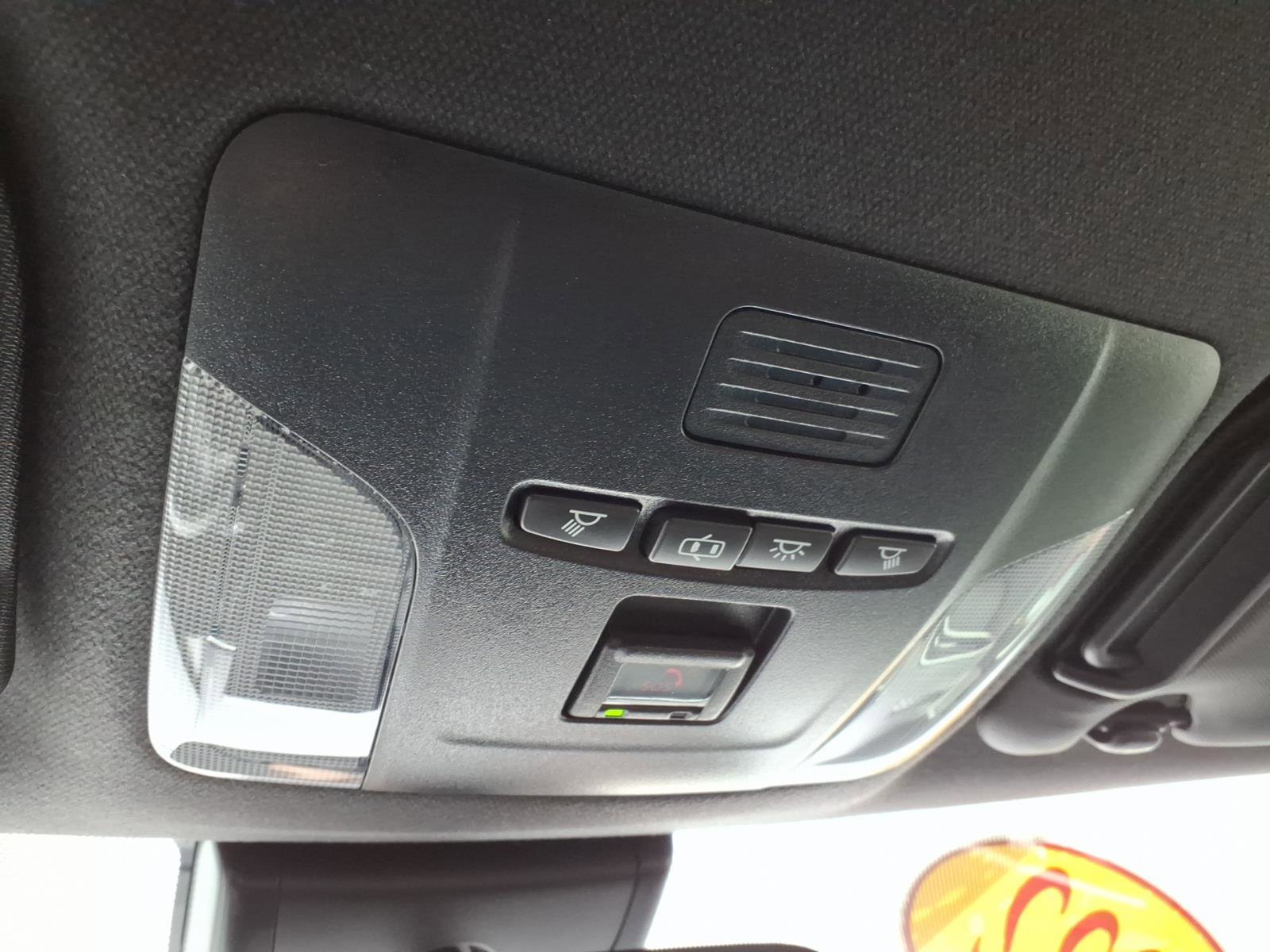 Used 2022 Toyota Corolla SE image 25