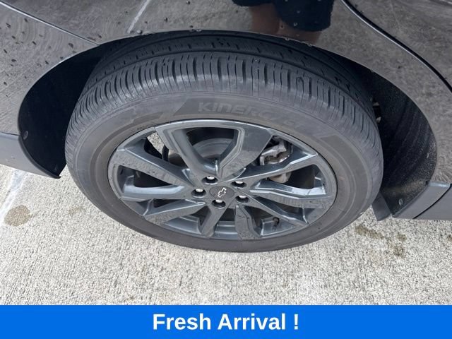 Used 2023 Chevrolet Equinox RS w/ RS Leather Package FWD image 19
