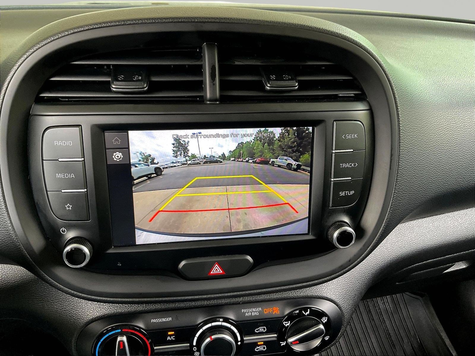 Used 2023 Kia Soul LX FWD image 13