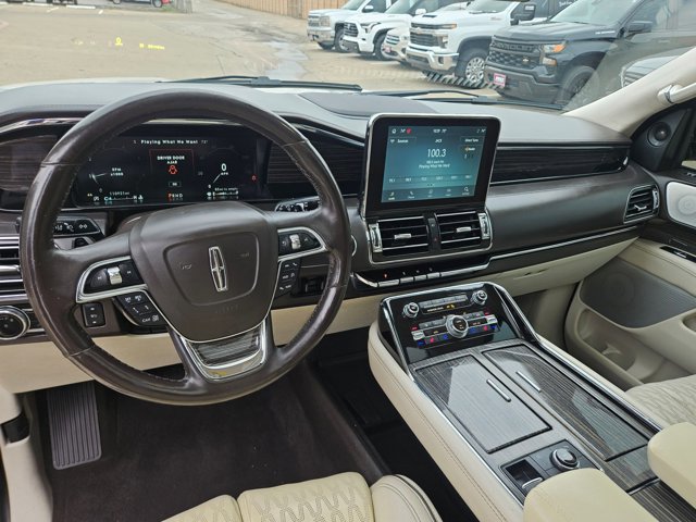 Used 2021 Lincoln Navigator Black Label w/ Cargo Convenience Package image 17