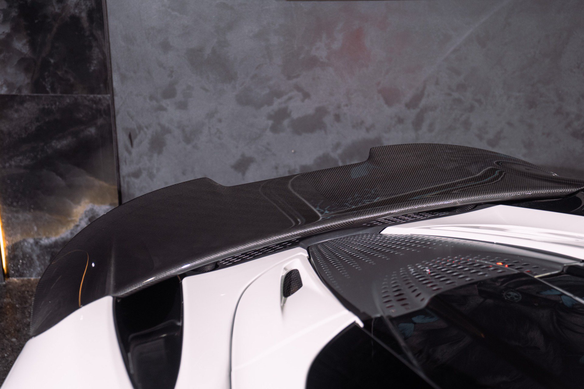Used 2024 McLaren 750S Spider RWD image 32