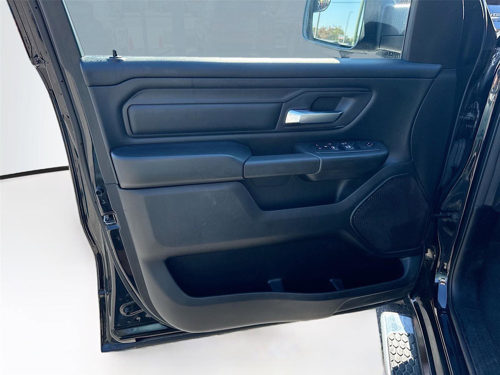 Used 2020 RAM 1500 HFE image 9