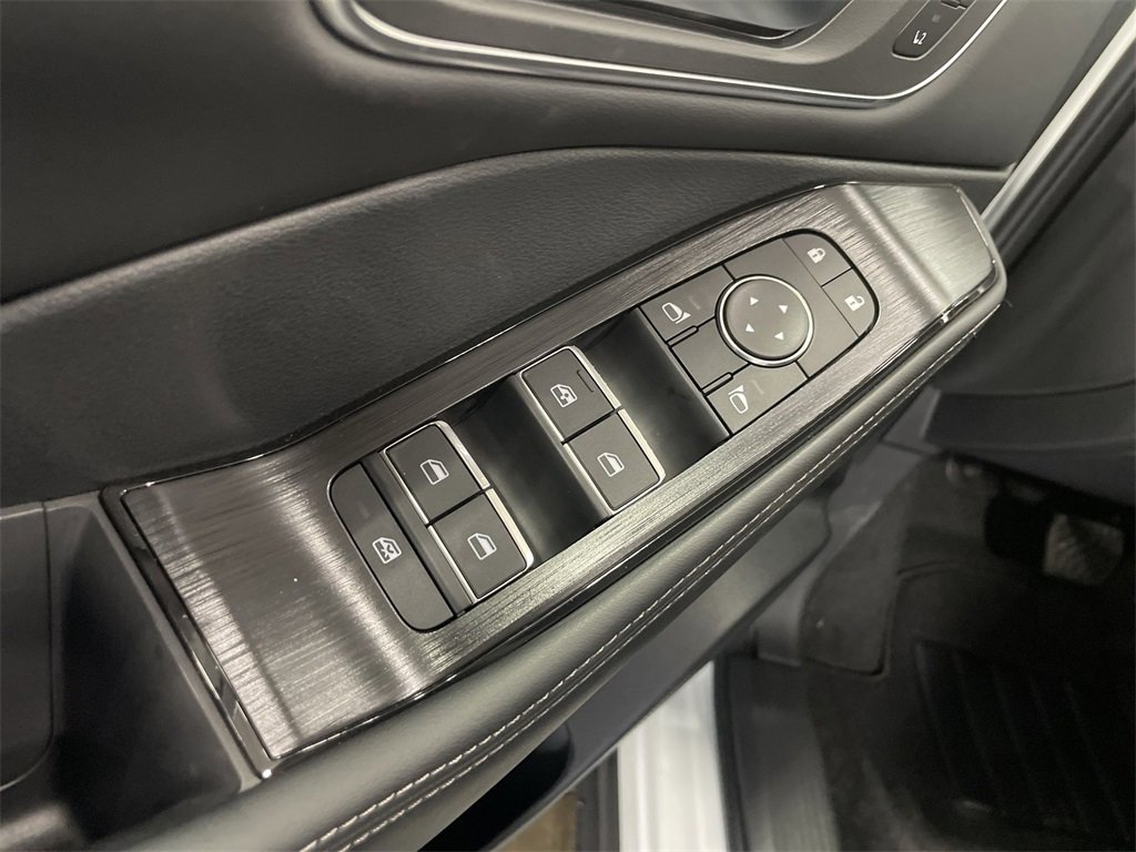 New 2026 Nissan Rogue Platinum image 13