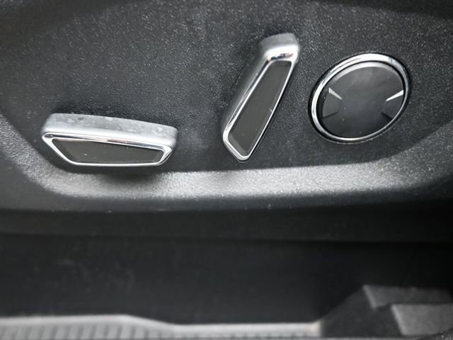 Used 2015 Ford Edge Titanium w/ Equipment Group 302A image 31