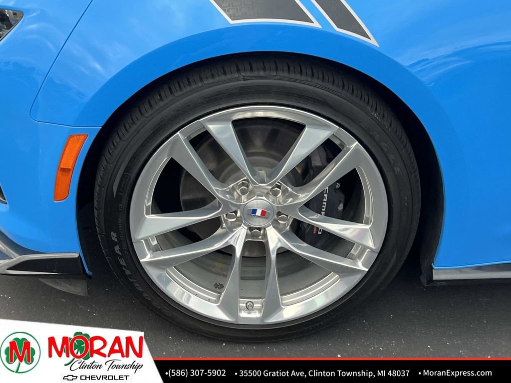 Used 2023 Chevrolet Camaro LT w/ Design Package 2 RWD image 11